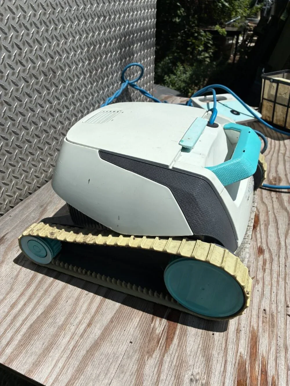 Maytronics Dolphin Active 10 Robotic Ground Pool Cleaner Basic 115 Power Supply